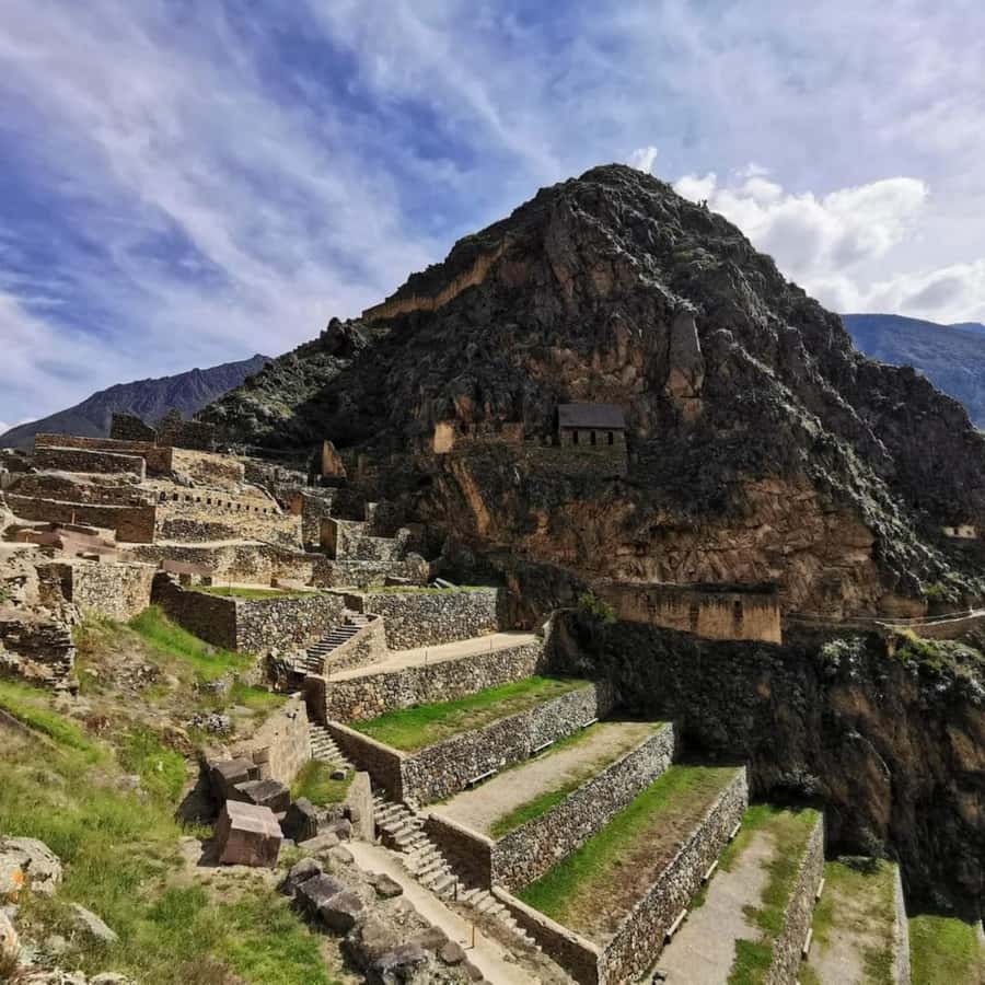 From Cusco: Sacred Valley VIP Tour with Buffet Lunch - Urubamba: the practical lunch break