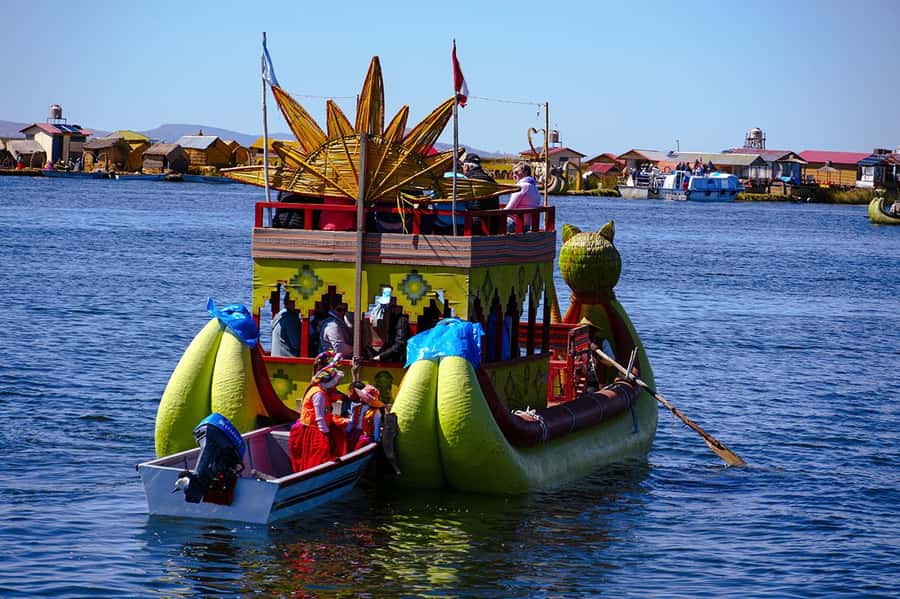 From Cusco: Titicaca Lake - Full day tour with sleeper bus - A long night from Cusco to Puno