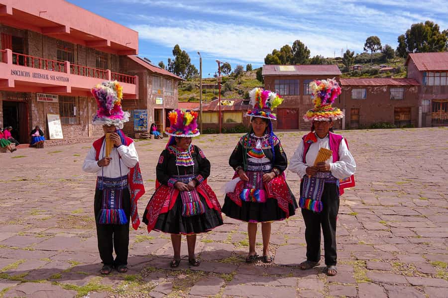 From Cusco: Titicaca Lake - Full day tour with sleeper bus - Is $119 good value?