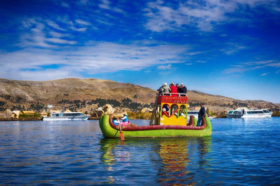 From Cusco: Titicaca Lake - Full day tour with sleeper bus - The Puno hostel stop makes the morning workable