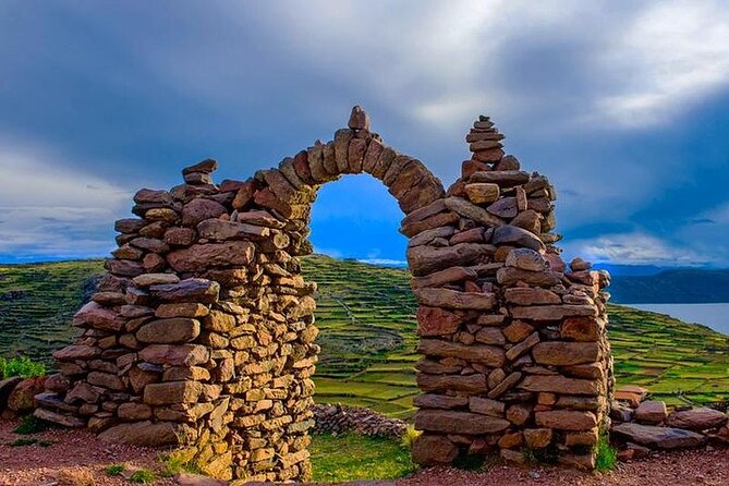 From Cusco to Lake Titicaca: 2-Day Homestay Tour - The Uros floating islands in two hours