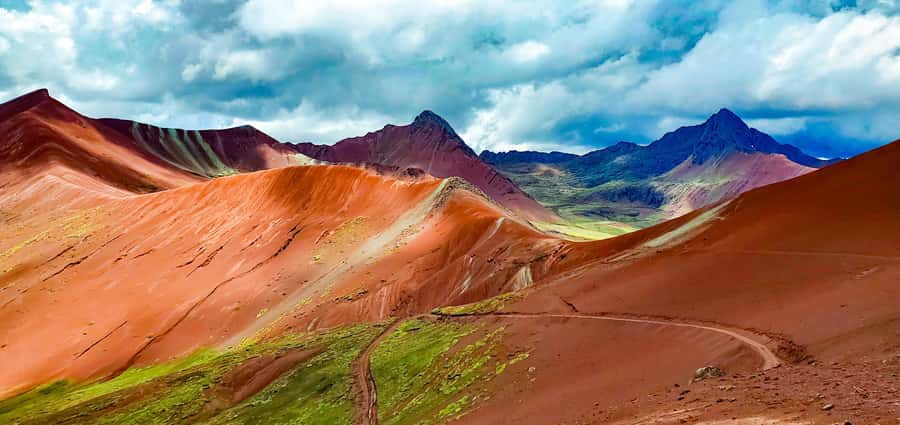 From Cusco: Vinicunca Mountain of Colors Excursion + Ticket - The descent and a late lunch in Cusipata