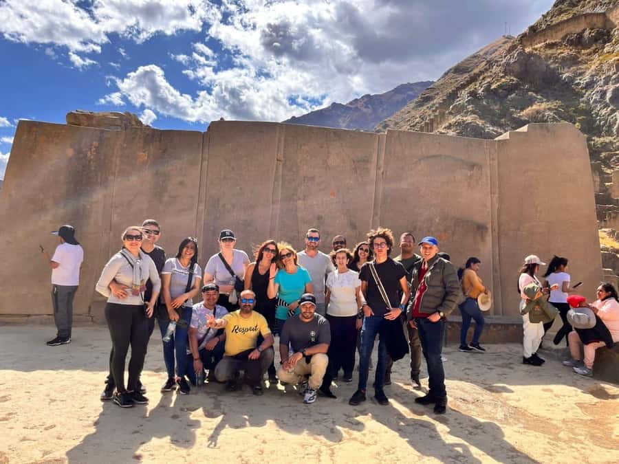 From Cuzco: Sacred Valley, Moray Terraces, and Salt Mines - Who should book this Cusco day trip?