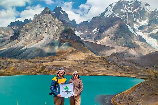 Full-Day Tour to Ausangate 7 Lakes - The 4 a.m. departure and three-and-a-half-hour drive