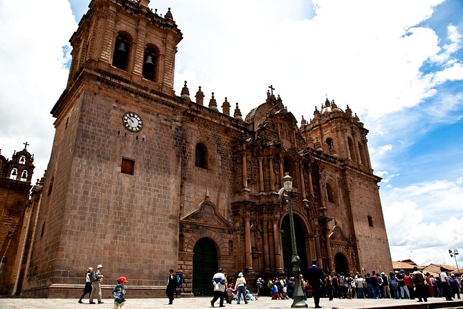 Half-Day City Tour of Cusco Including Tambomachay - Puka Pukara and the short hilltop stop