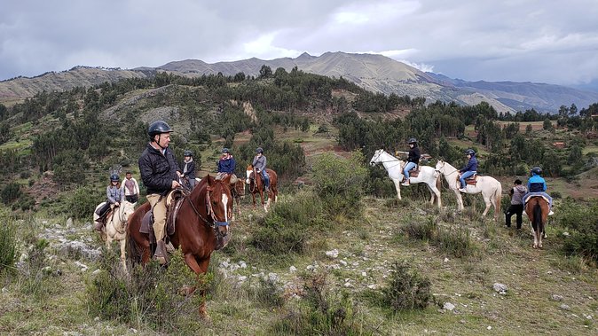 Horseback Tour in cusco to Temple of the Moon & Hidden temples - The two-hour route through the Andean countryside
