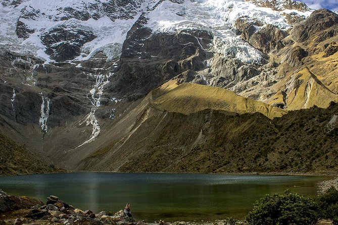 Humantay Lake Full Day Hike - Returning to Soraypampa for lunch