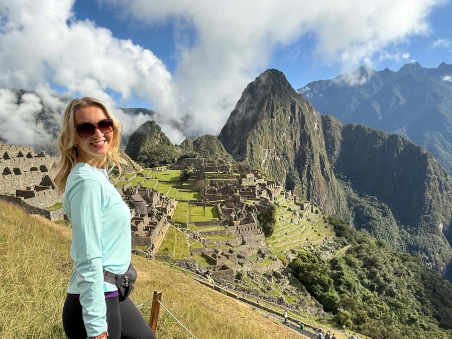 Inka Jungle trek to Machu Picchu 3 D/ 2 N - Day 2: Zip line, plantations, and the walk to Aguas Calientes