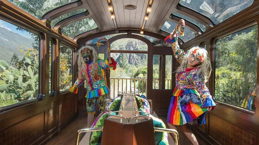 Machu Picchu: 1-day tour by Vistadome Observatory train - The 16:22 return train and ride back to Cusco