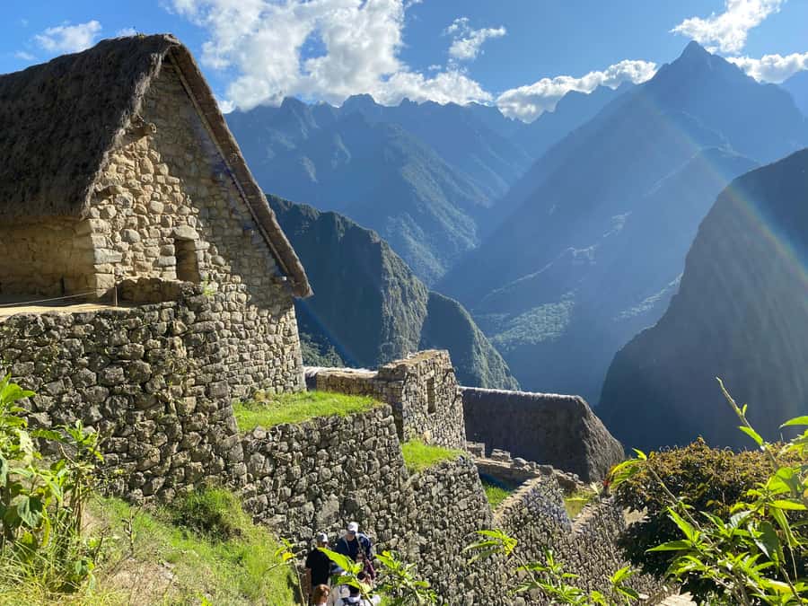 Machu Picchu: Group Guided Tour - Meeting in Aguas Calientes and getting uphill