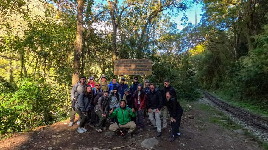 Machu Picchu: Inca Trail 2-Day Overnight Guided Tour - Free time and the Huayna Picchu choice