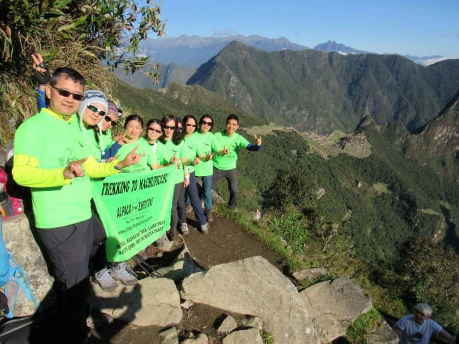 Machu Picchu: Inca Trail 2-Day Overnight Guided Tour - From Cusco to Ollantaytambo by train