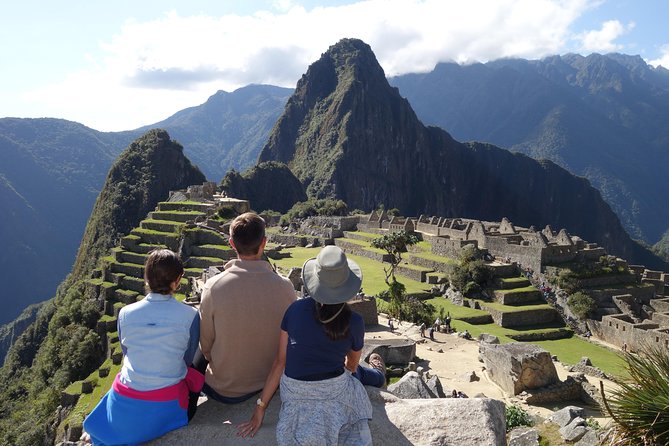 Machu Picchu Private Tour from Aguas Calientes (Tickets included) - The shuttle ride up to Machu Picchu