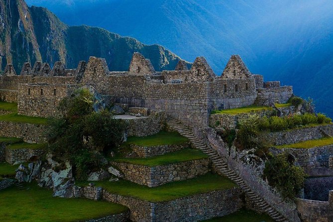 Machu Picchu Tour By Train (2 Days) - Free time, Huayna Picchu, and Machu Picchu Mountain