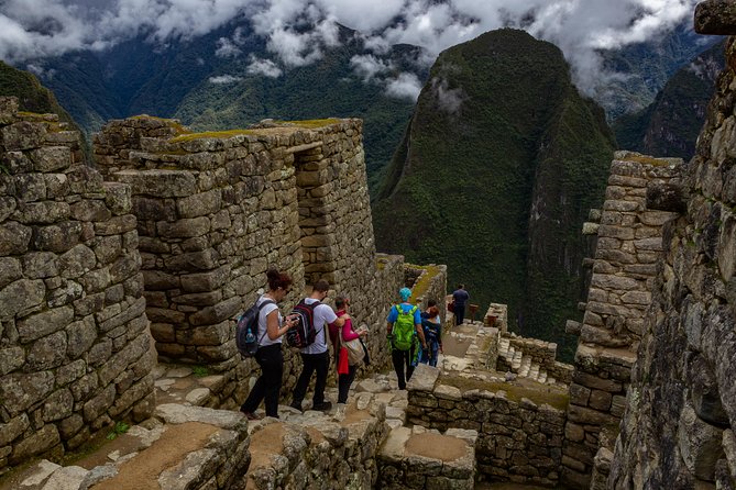 Machu Picchu Tour by Vistadome Panoramic Train from Cusco - Returning to Cusco by train