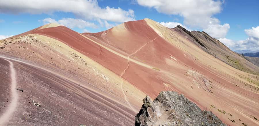 Peru: Rainbow Mountain and Red Valley View Point Tour - English or Spanish guidance in a small group