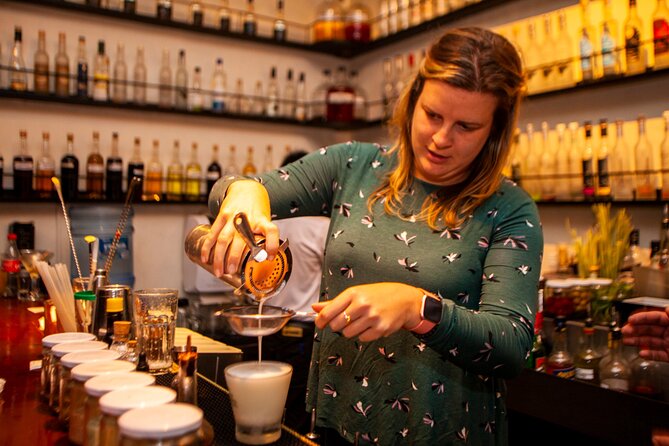 Pisco Sour Secrets: Hands-On Mixology in Historic Cusco - Timing the class around altitude