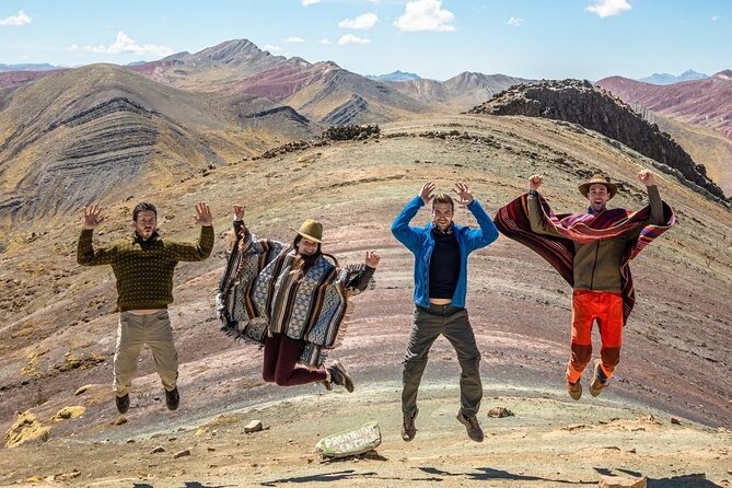 Private Palccoyo Rainbow Hike Without the Crowds - The Palccoyo trail and first viewpoint