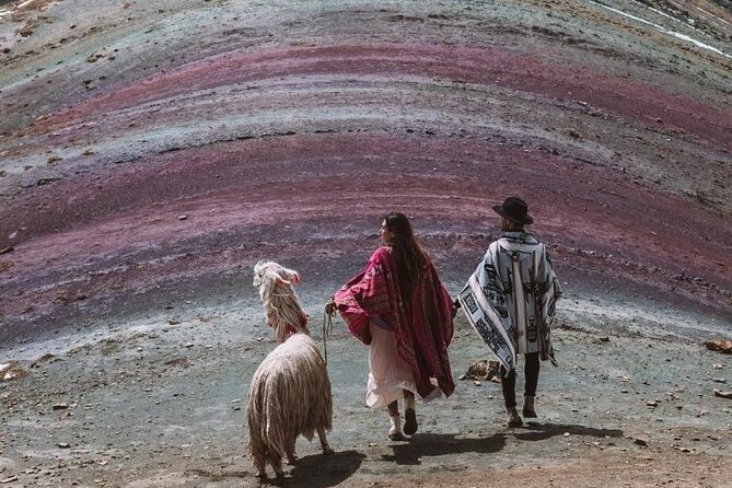 Private Palccoyo Rainbow Hike Without the Crowds - Lunch and the return to Cusco