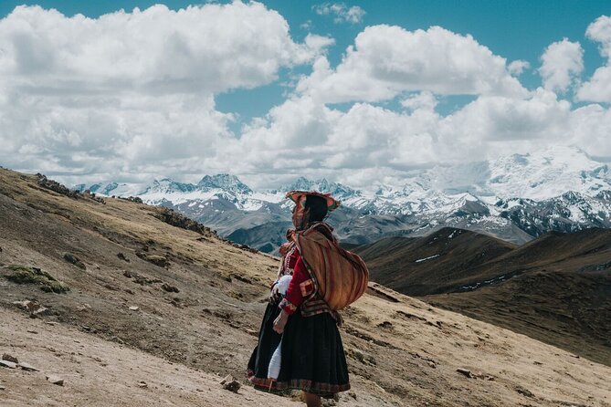 PRIVATE Palccoyo Rainbow Mountain tour - Three colored peaks and Ausangate views