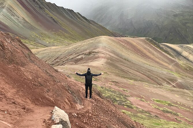 PRIVATE Palccoyo Rainbow Mountain tour - Alpacas, llamas, and the rural route