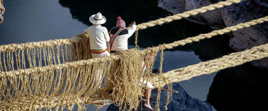 Queswachaka : Tour Inca bridge - Pomacanchi, the largest of the four lagoons