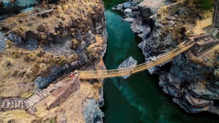 Queswachaka : Tour Inca bridge - The 4:00 a.m. departure from Cusco