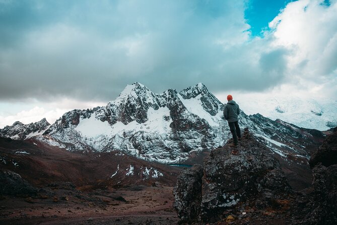 Rainbow Mountain and Red Valley Hike – 2 Days / 1 Night - Surinecocha camp brings a cold but memorable night