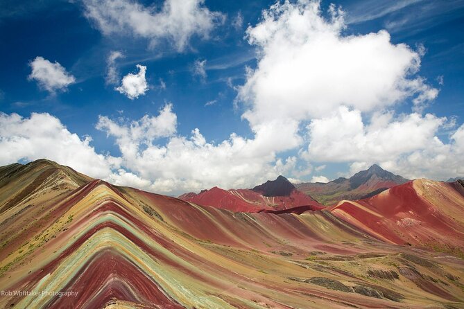 Rainbow Mountain Cusco Full Day - The viewpoint and the famous colored ridges