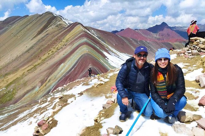 Rainbow Mountain Perú Full Day Group Shared Service - What the guide and group size mean