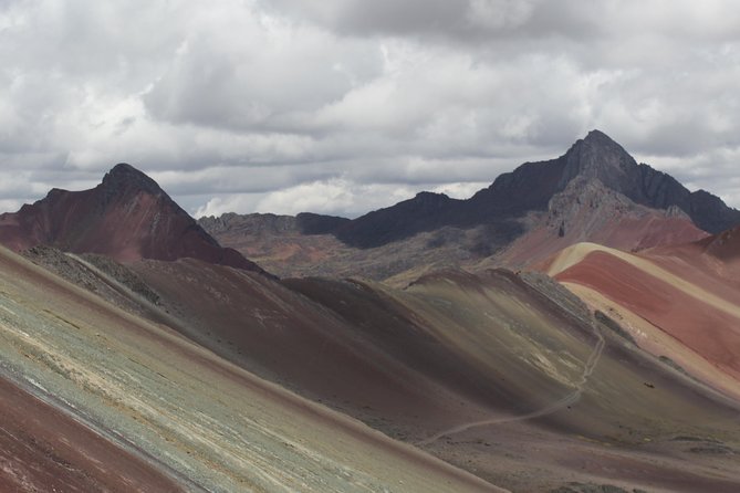 Rainbow Mountain Tour Vinicunca (Full Day) - The summit viewpoint and Ausangate