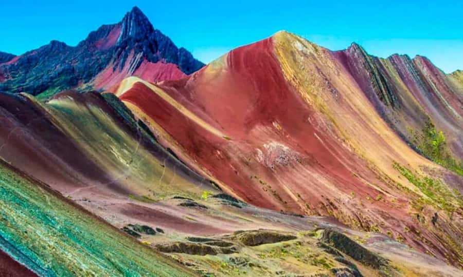 Rainbow Mountain Vinicunca Short Route + Red Valley - Breakfast in Cusipata after two hours on the road