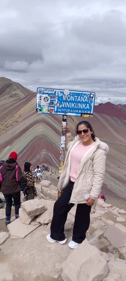 rainbown mountain Vinicunca 1 day - Meals, guide service, and comfort