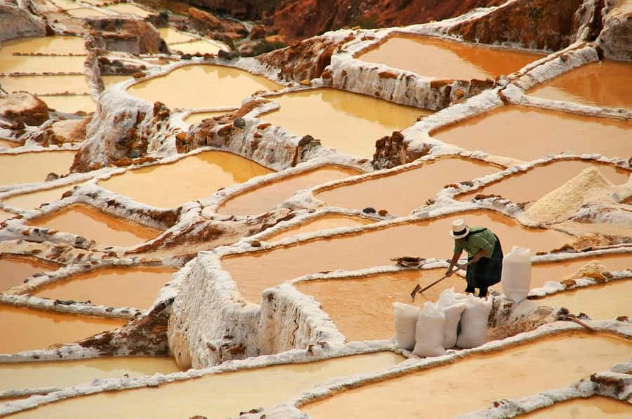 Sacred Valley: Chinchero, Moray, Ollantaytambo & Pisac+Lunch - Maras salt mines and the commercial side of the route