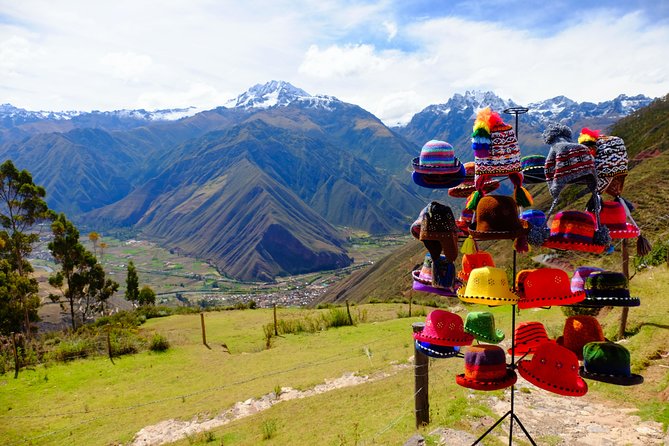 Sacred Valley Pisac Ollantaytambo and Chinchero Full-Day Tour - Leaving Cusco for the high valley