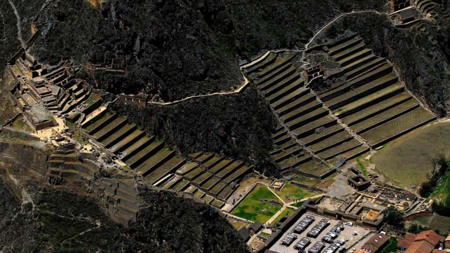 Super Sacred Valley with Transfer to Ollantaytambo - Entering Ollantaytambo, the final stop