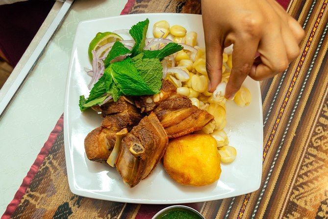 The 10 Tastings of Cusco With Locals: Private Food Tour - The city sights between the bites