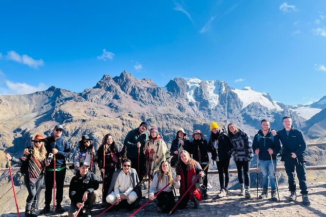 The Vinicunca Rainbow Mountain in a day from Cusco - The return walk and buffet lunch