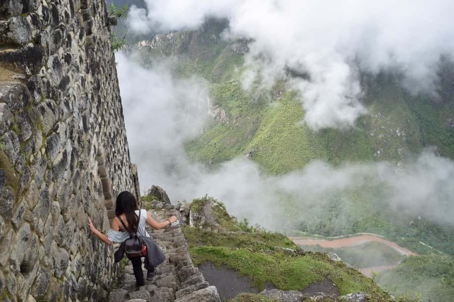 Tour Machu Picchu + Mountain of Huayna Picchu 2 days - Who should book this two-day visit