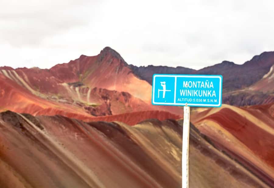 Tour Rainbow Mountain - What you get at the seven-colour mountain