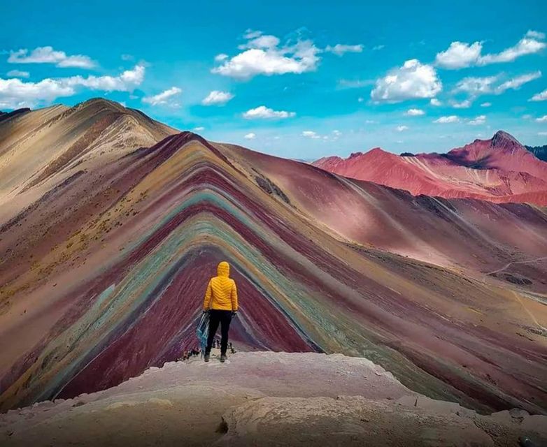 Tour Rainbow Mountain - Small groups, languages, and guide quality