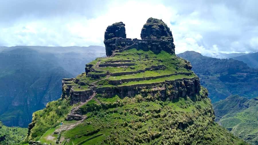"Waqra Pucara, The Majestic Fortress Revealing Secrets of the Andes". - The 4:30 a.m. departure from Cusco
